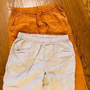 Old Navy Women's Orange and Cream Cropped Pants